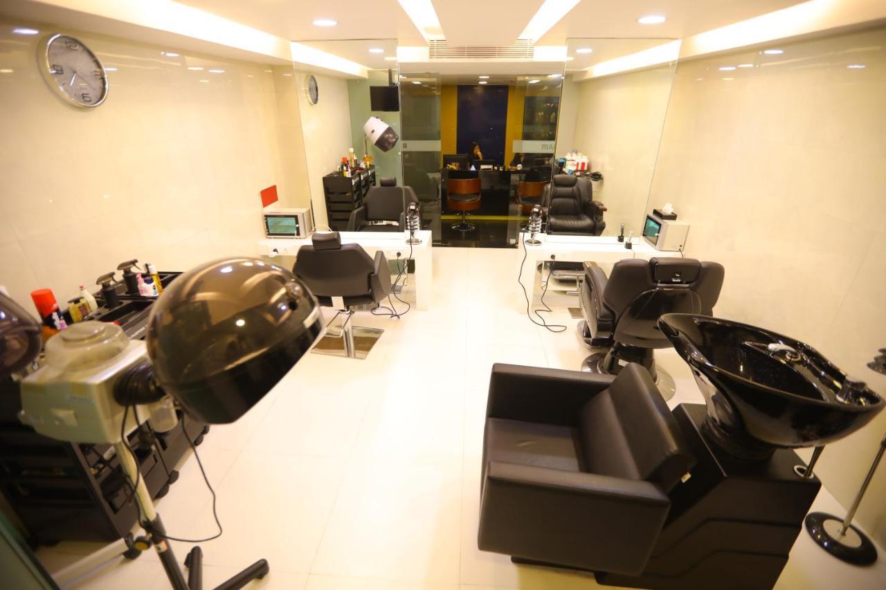 V 7 Hotel Chennai Extérieur photo